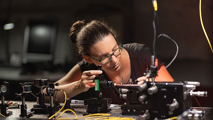 Gesamte Fördermaßnahme \Quantum Future Professionals\ anzeigen.